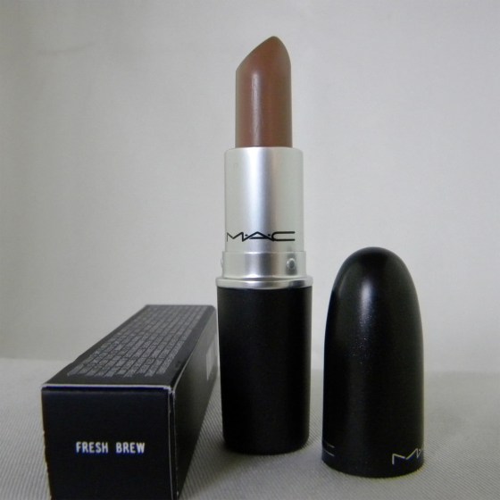 Lipstick 14 b